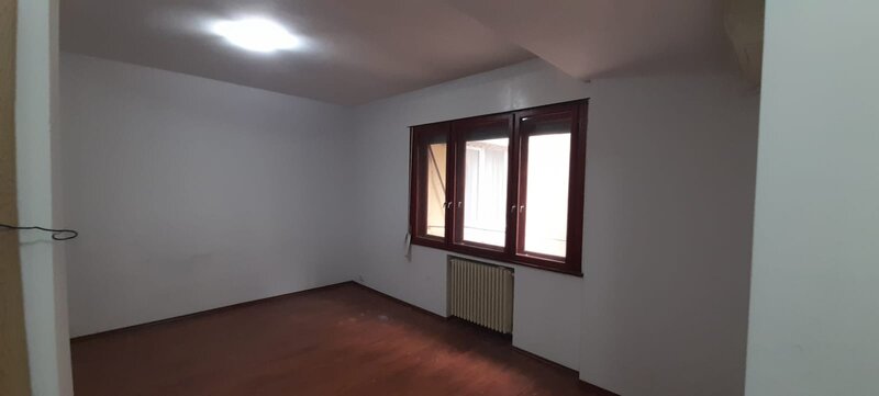 Calea Victoriei, Universitate